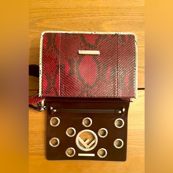 Fendi Kan I Flogo python bag- authentic with all papers - Picture 5 of 14